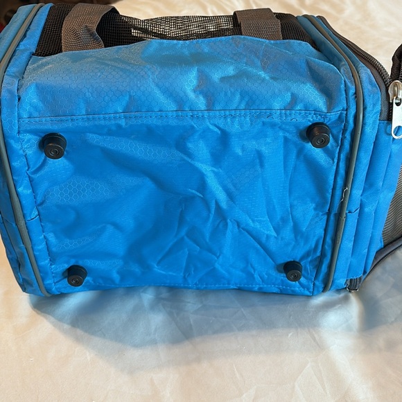 Soft-Sided Pet Carrier Blue Mesh Small Dog Cat Travel Bag 14x11x9 - Picture 6 of 7
